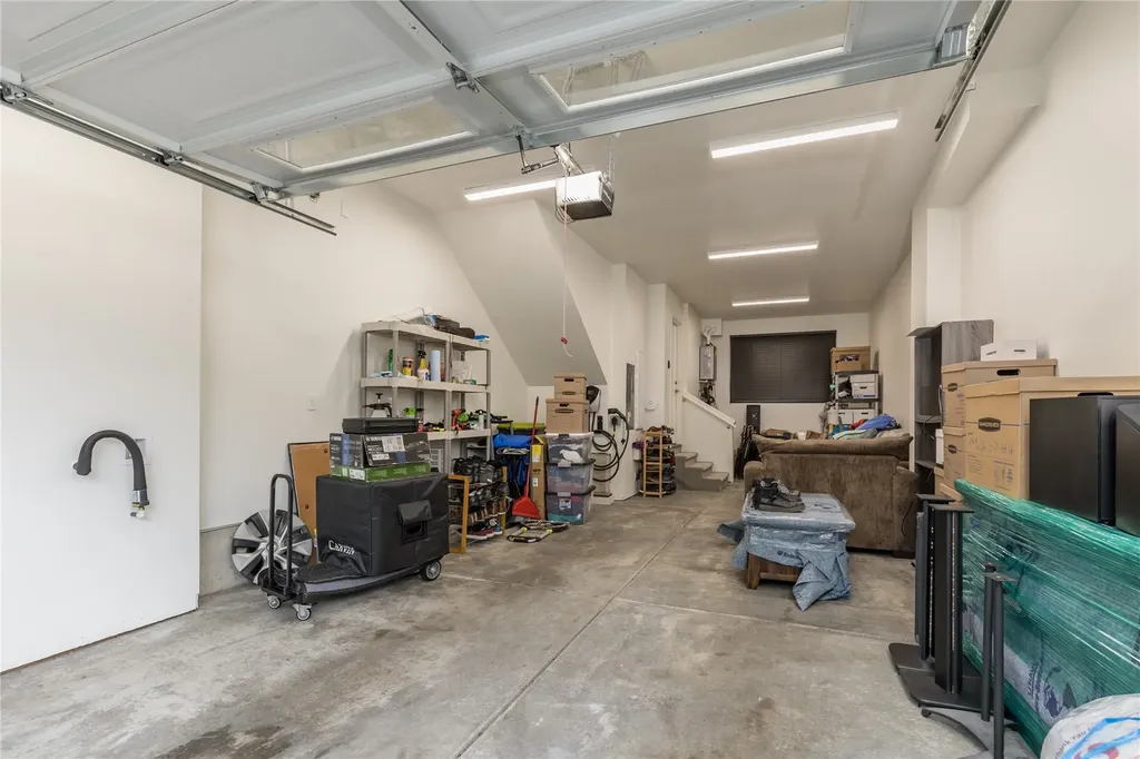 32779 Madrona Avenue SE Black Diamond WA 98010