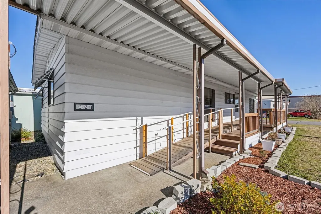 1313 Harrison Avenue Centralia WA 98531