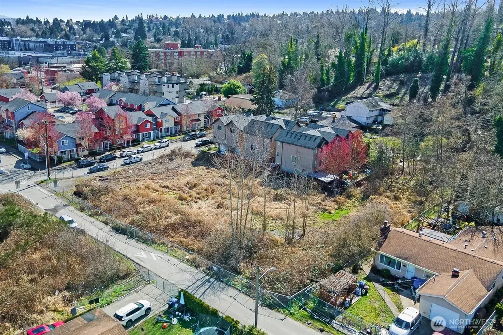 0 S Director & 48th Avenue S Seattle WA 98118