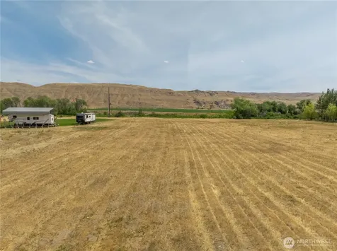 626 Monse River Road Brewster WA 98812