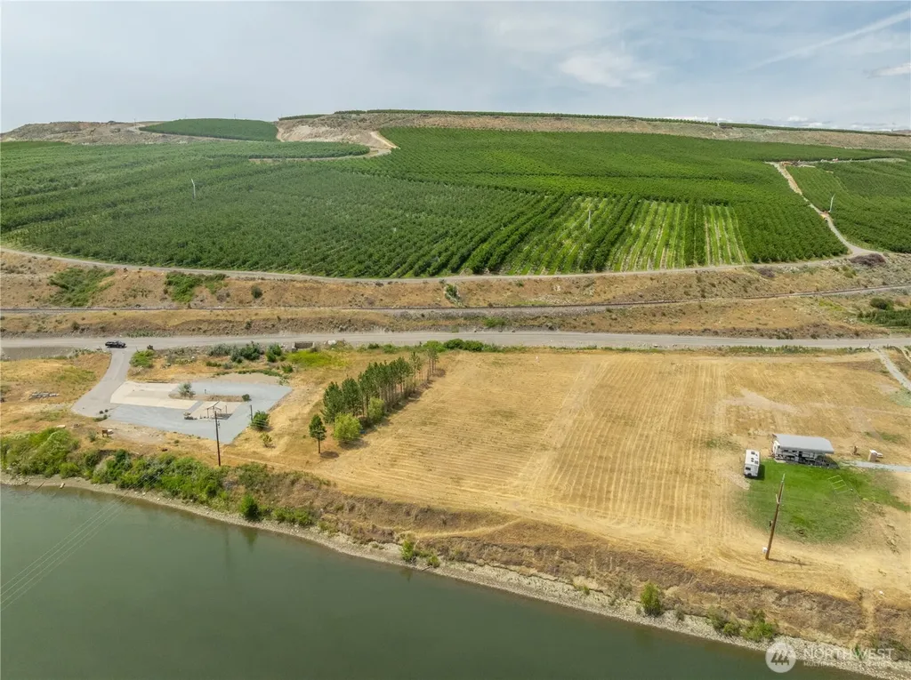 624 Monse River Road Brewster WA 98812