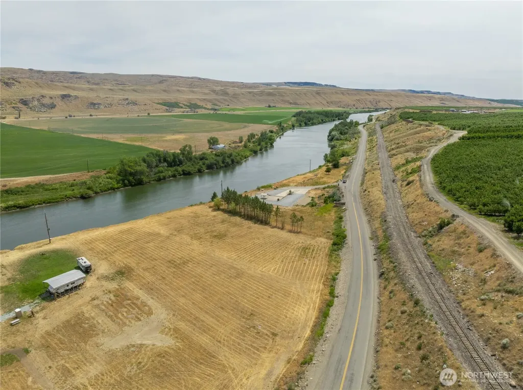 624 Monse River Road Brewster WA 98812