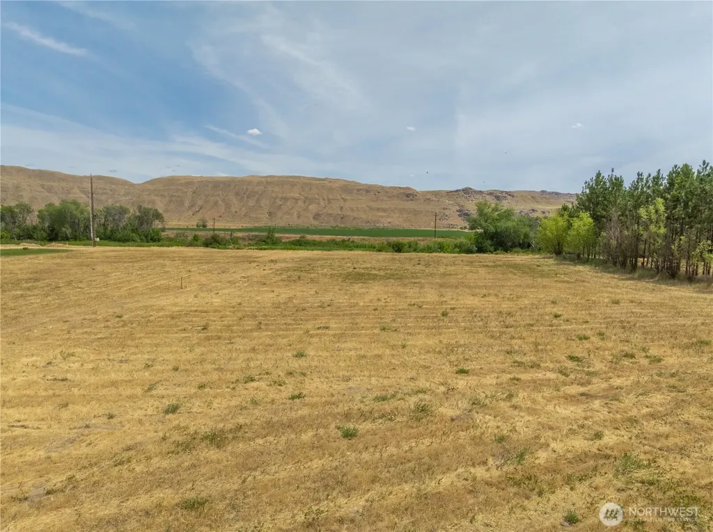 624 Monse River Road Brewster WA 98812