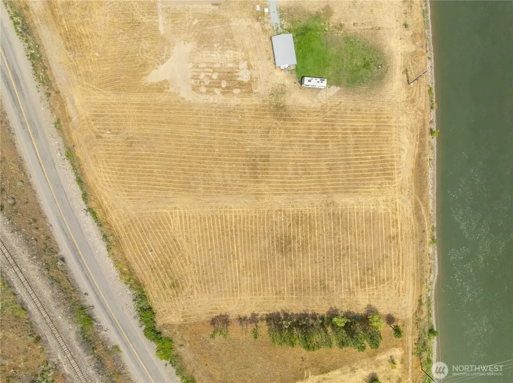 624 Monse River Road Brewster WA 98812