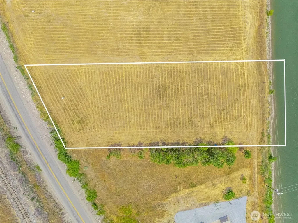 624 Monse River Road Brewster WA 98812