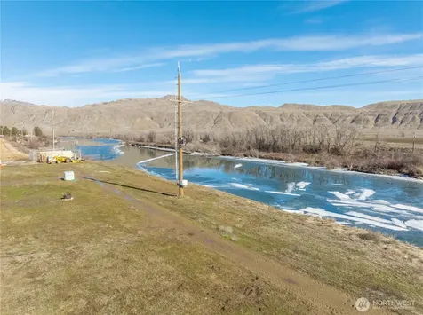 624 Monse River Road Brewster WA 98812