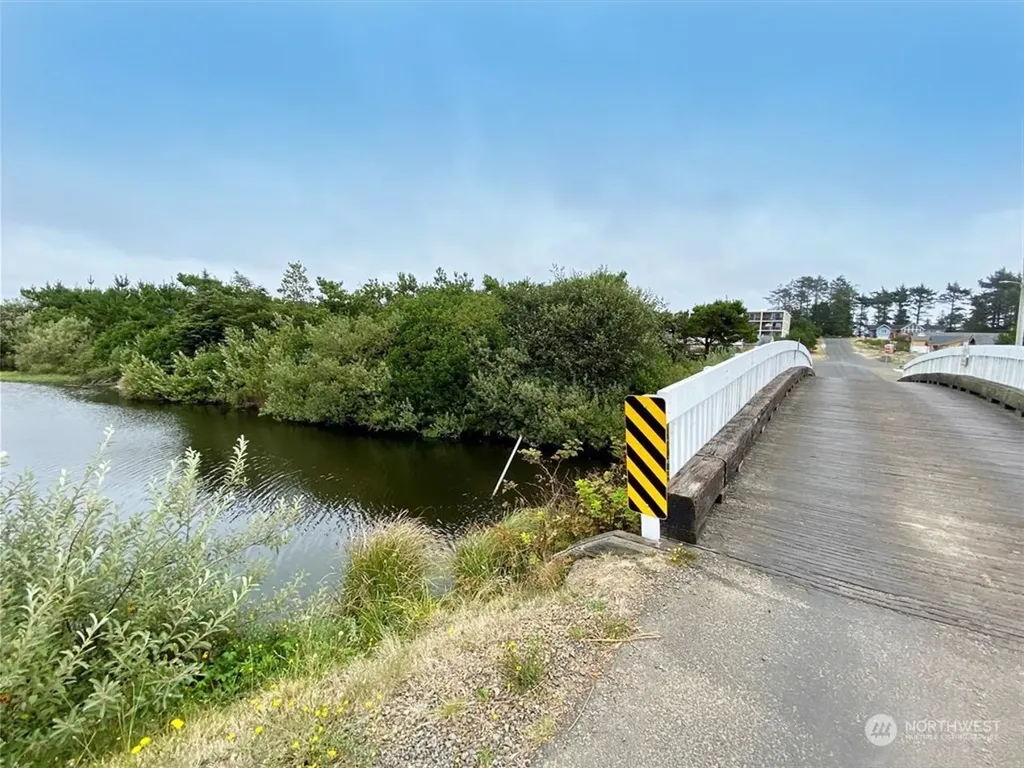 31405 J Place Ocean Park WA 98640