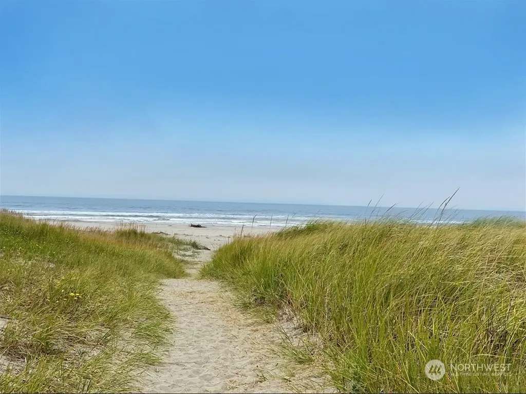 31405 J Place Ocean Park WA 98640