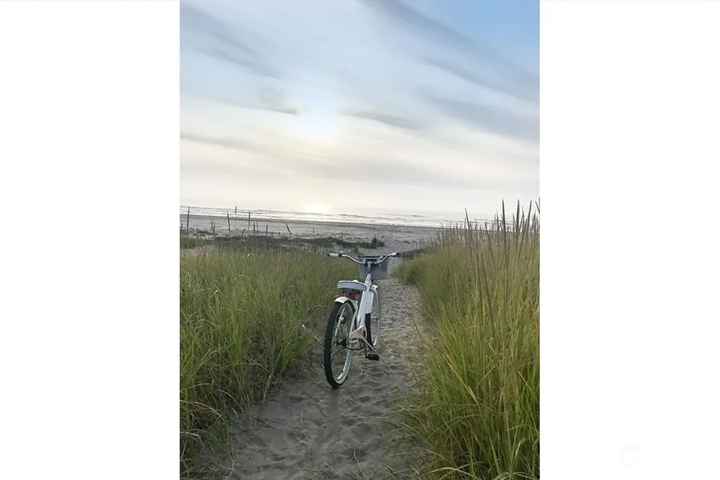 31405 J Place Ocean Park WA 98640