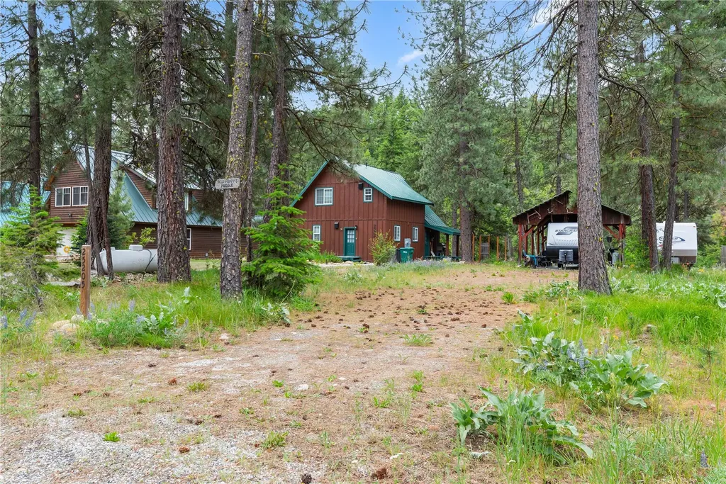 25205 Saddle Street Leavenworth WA 98826