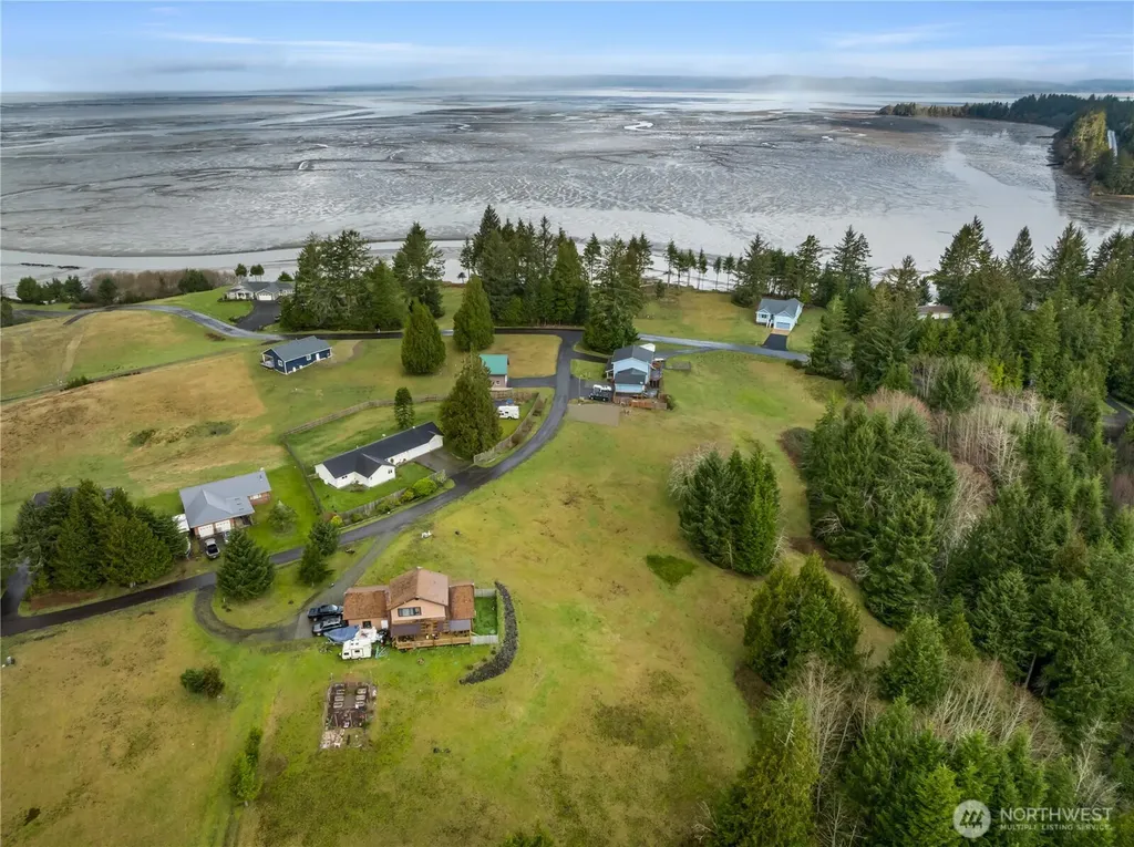 25 Wilson Point Estates South Bend WA 98586