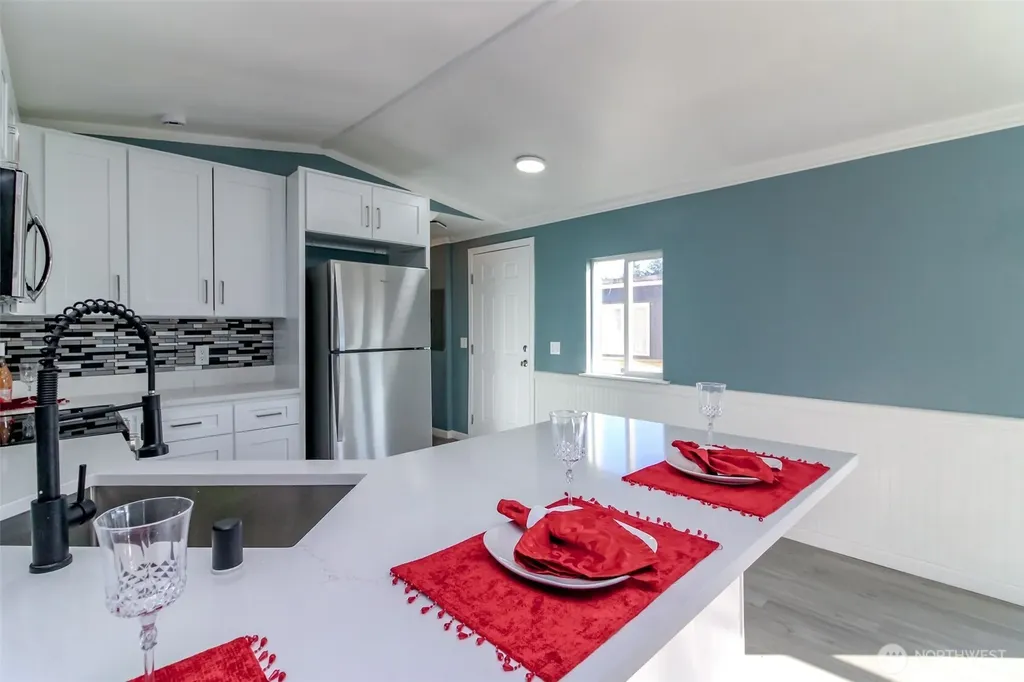 210 37th St SE Auburn WA 98002