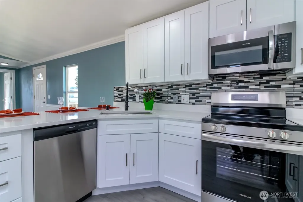 210 37th St SE Auburn WA 98002