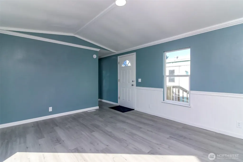210 37th St SE Auburn WA 98002