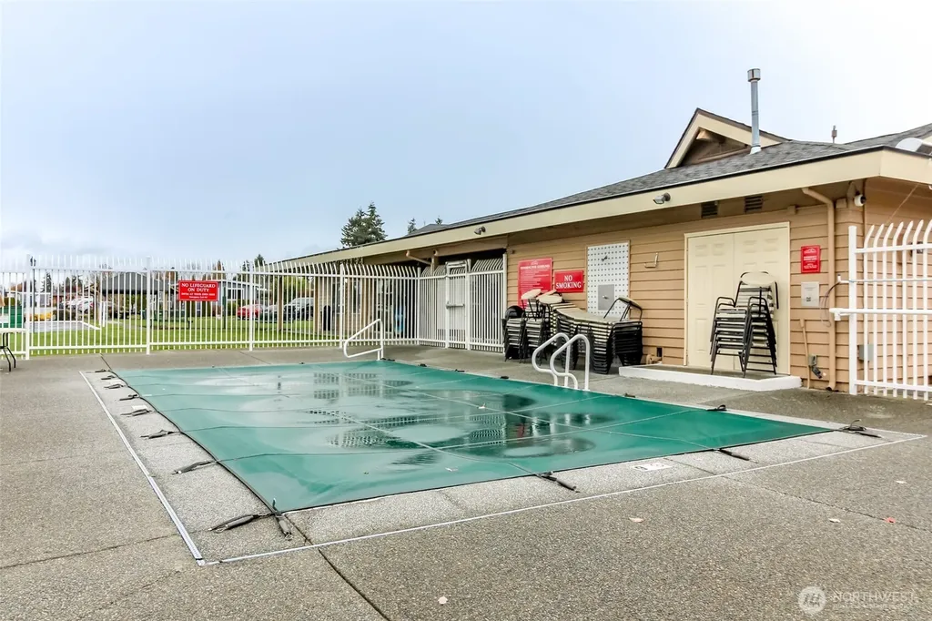 210 37th St SE Auburn WA 98002