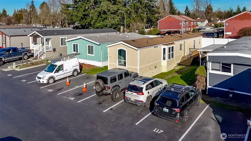 210 37th St SE Auburn WA 98002