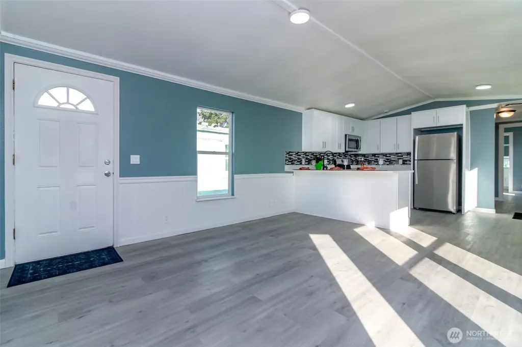 210 37th St SE Auburn WA 98002