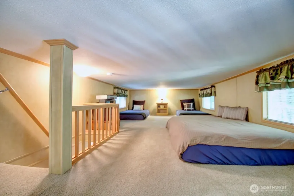 299 Schinn Canyon Drive Deming WA 98244