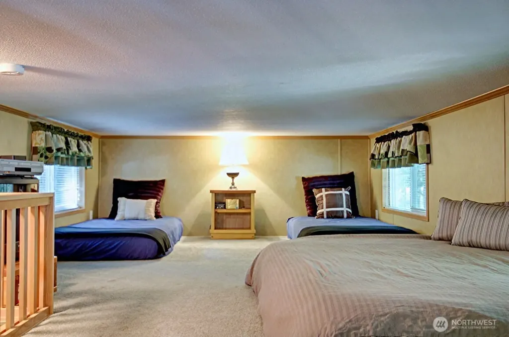 299 Schinn Canyon Drive Deming WA 98244