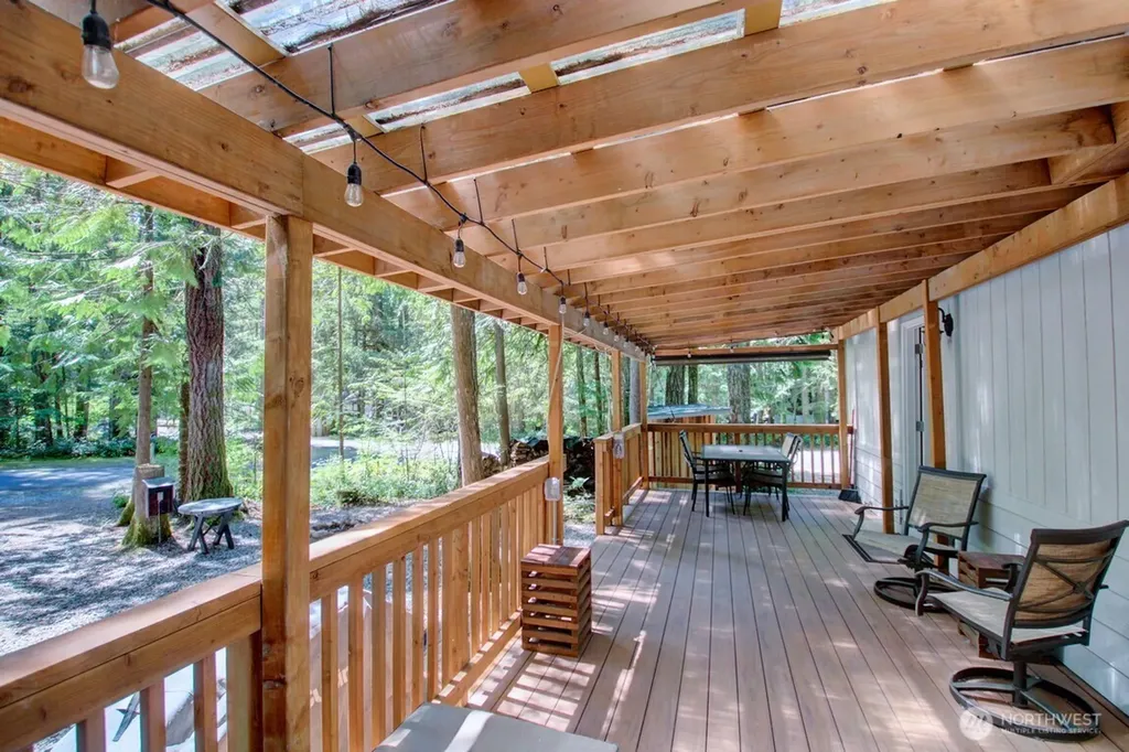 299 Schinn Canyon Drive Deming WA 98244