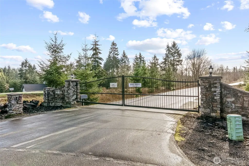 213 Sudden Valley Drive Castle Rock WA 98611