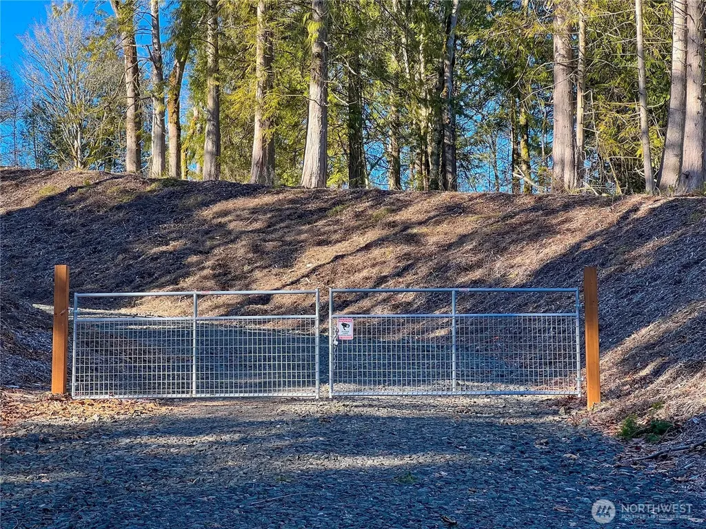 2998 Oak Bay Road Port Hadlock WA 98339