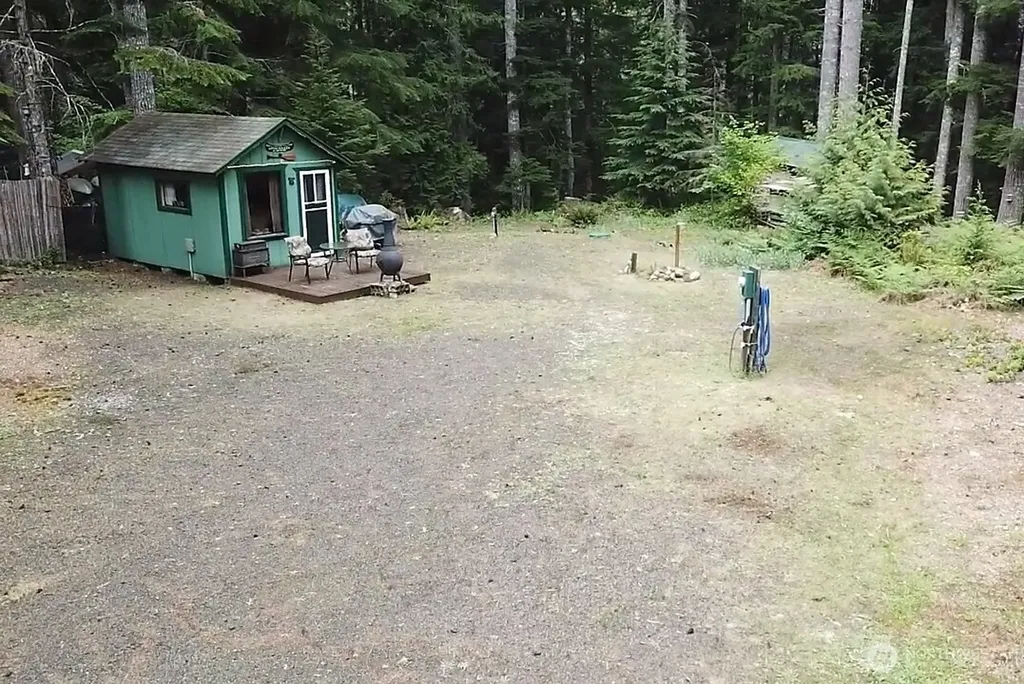 151 N Quinault Place Hoodsport WA 98548