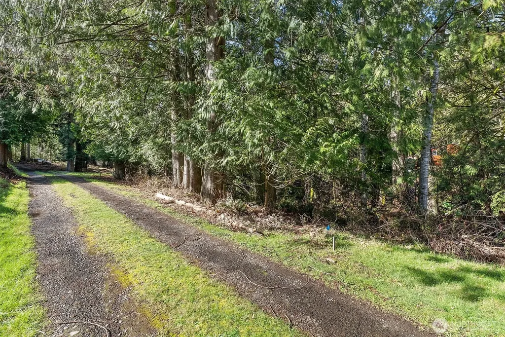 9821 Mariner Drive NW Olympia WA 98502