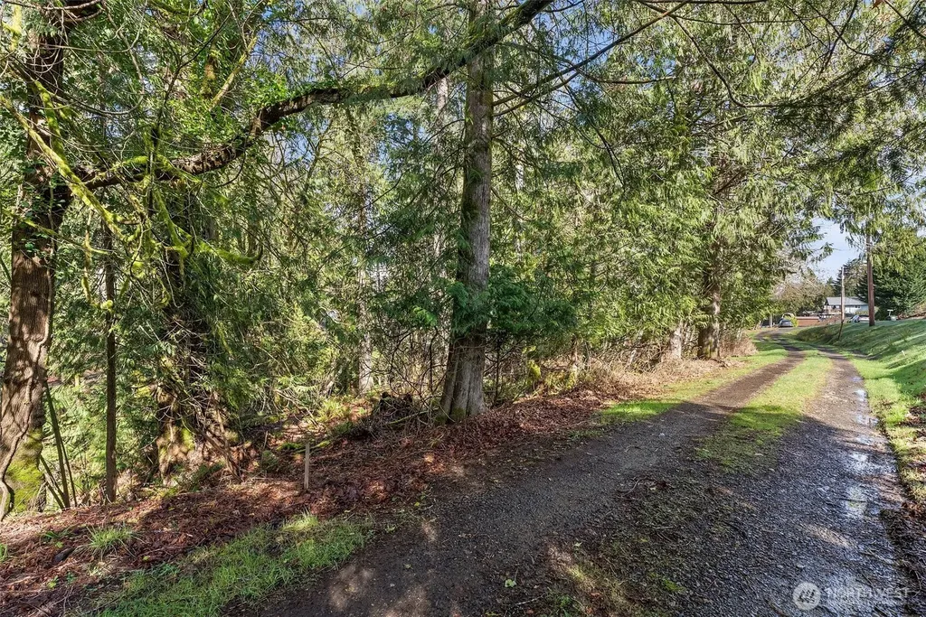 9821 Mariner Drive NW Olympia WA 98502