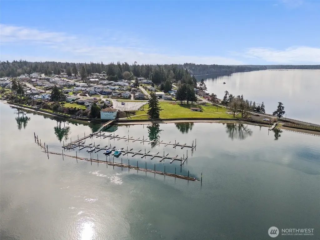 9821 Mariner Drive NW Olympia WA 98502