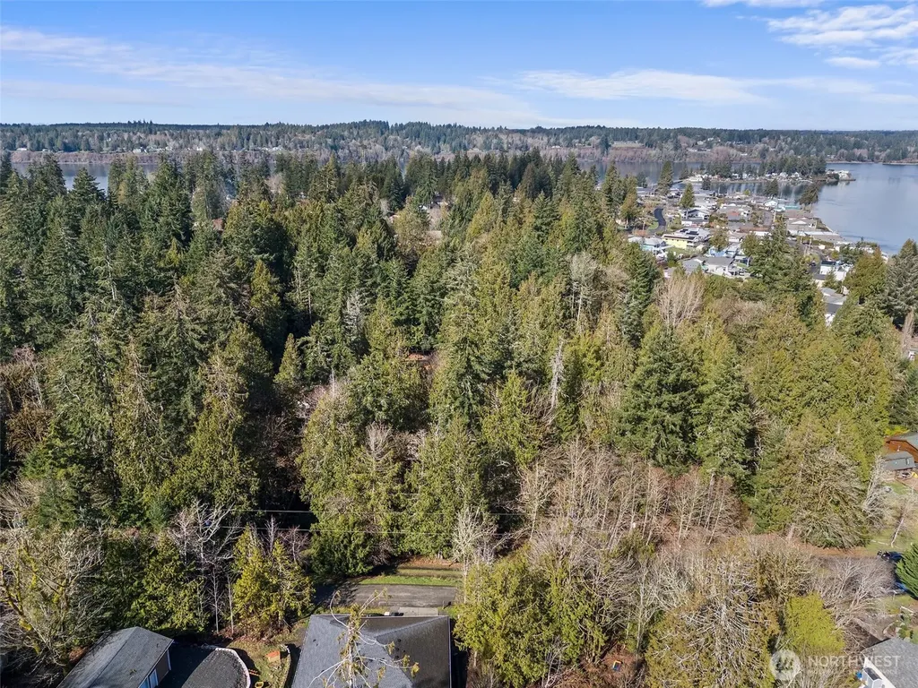 9821 Mariner Drive NW Olympia WA 98502