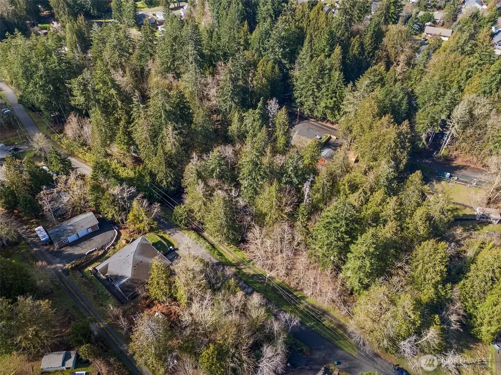 9821 Mariner Drive NW Olympia WA 98502