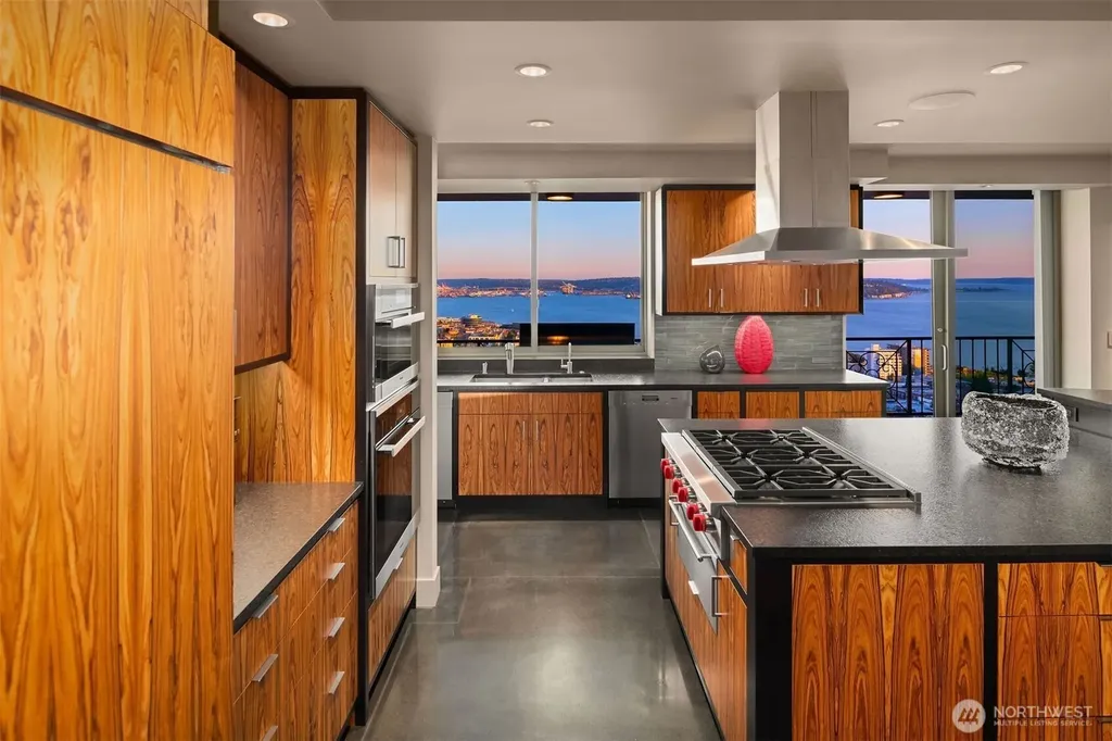 111 W Highland Drive Seattle WA 98119