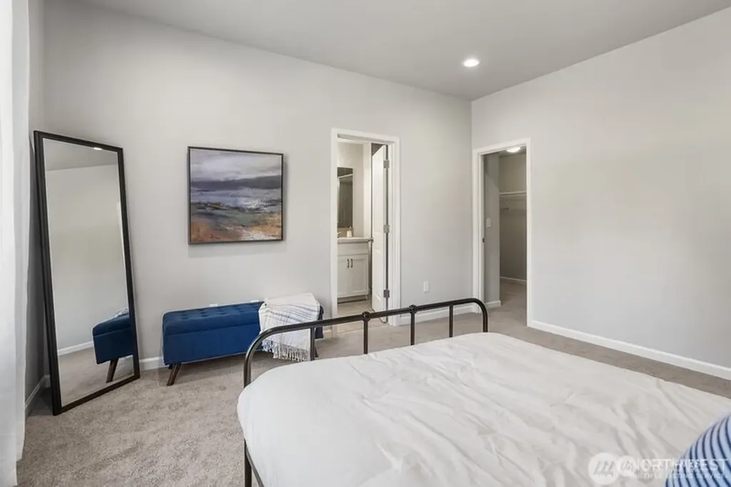 1406 60th Avenue NE Tacoma WA 98422