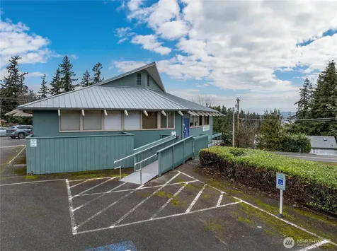 1283 Elger Bay Road Camano Island WA 98282