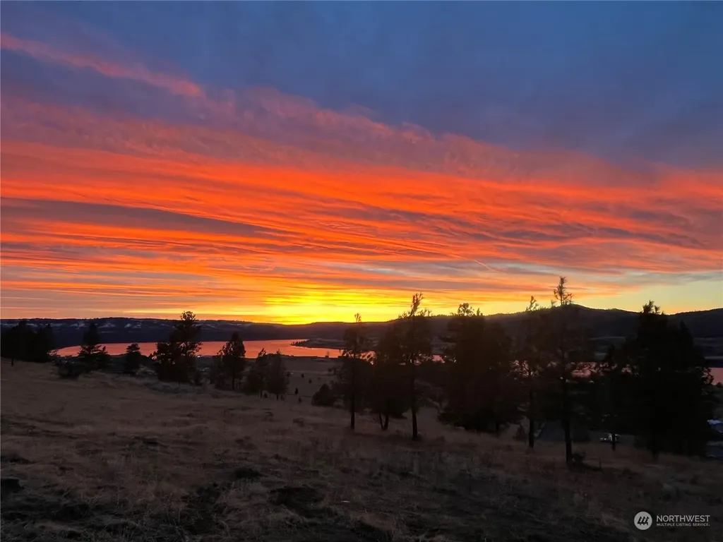 41831 Rio Vista Lane N Deer Meadows WA 99122