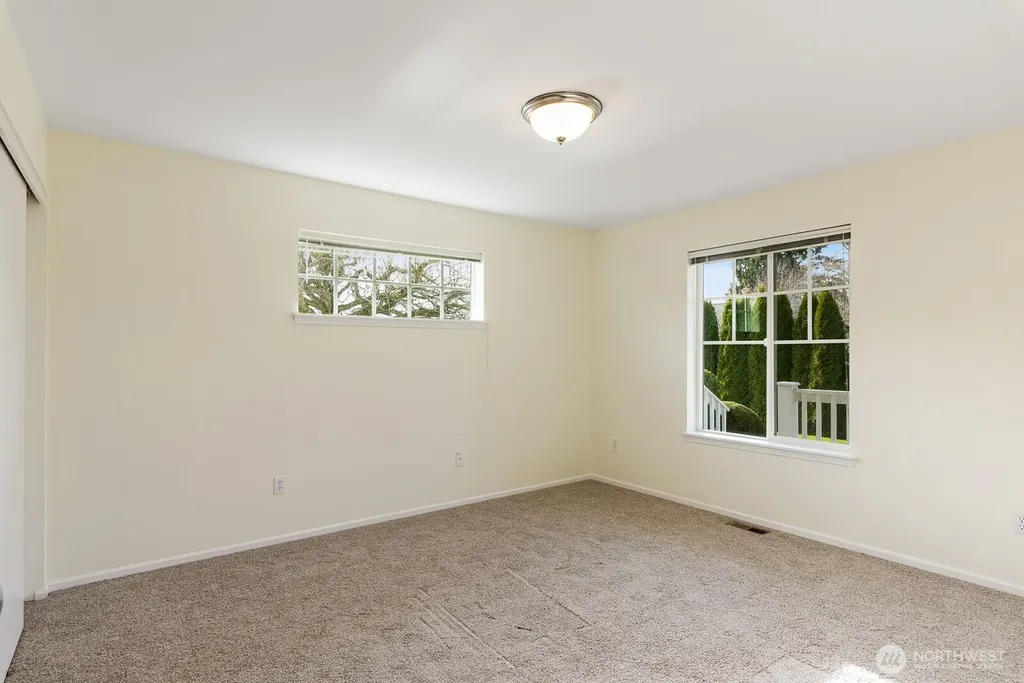 1205 Decatur Circle Burlington WA 98233