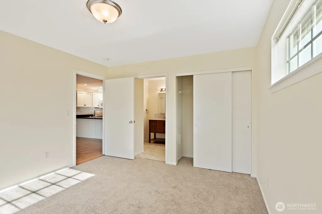 1205 Decatur Circle Burlington WA 98233