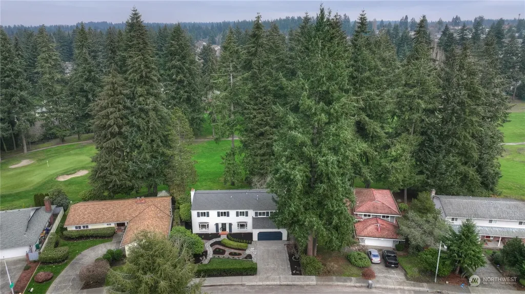 32520 30th Avenue SW Federal Way WA 98023