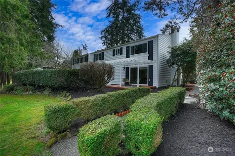 32520 30th Avenue SW Federal Way WA 98023