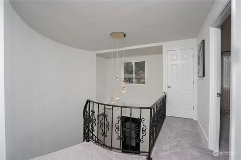 32520 30th Avenue SW Federal Way WA 98023
