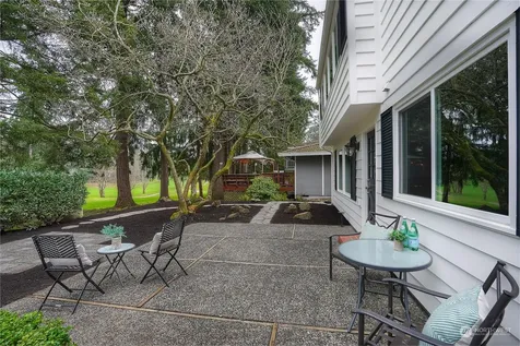 32520 30th Avenue SW Federal Way WA 98023