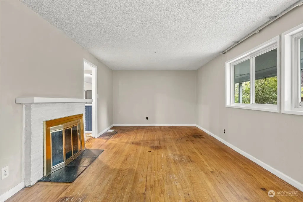 12624 Glenwood Avenue SW Lakewood WA 98499