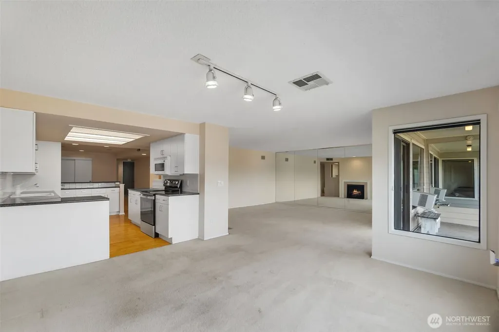 908 East Bay Drive NE Olympia WA 98506