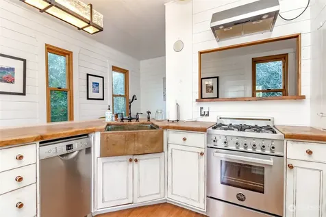 3016 N 34th Street Tacoma WA 98407