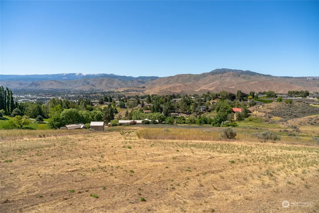 3621 Mcmullan Road Wenatchee WA 98801