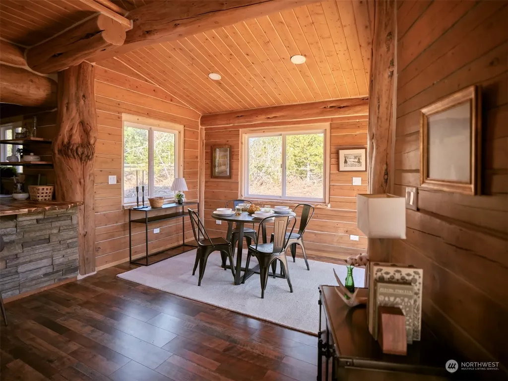 192 Sasquatch Way Cougar WA 98616