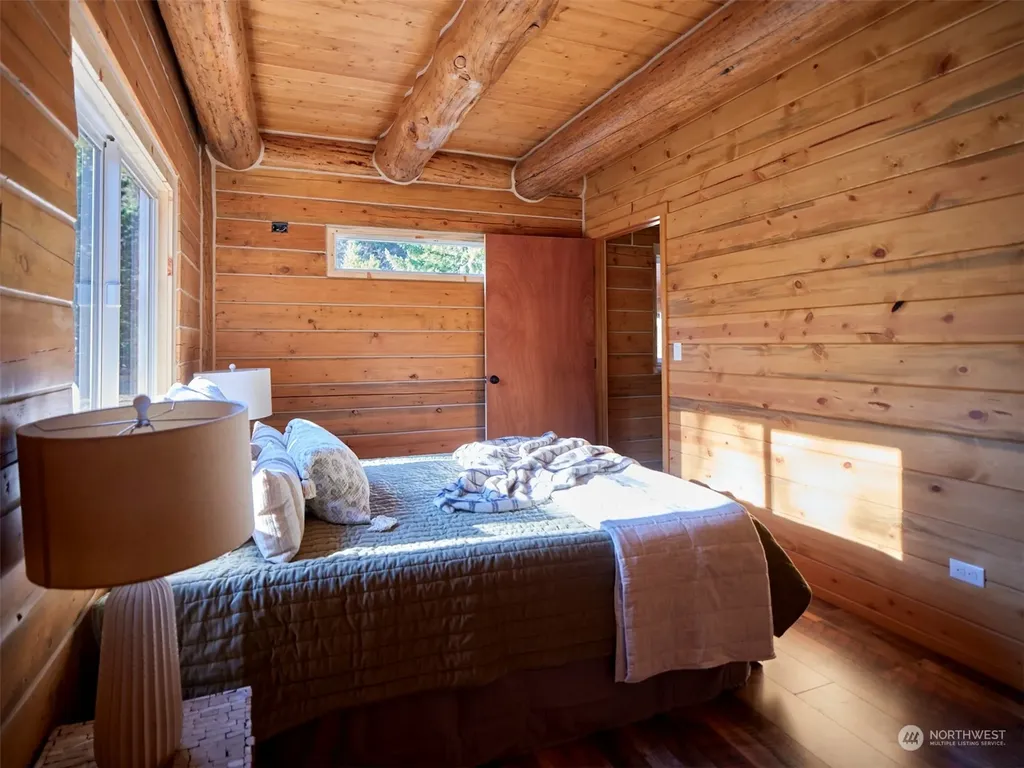 192 Sasquatch Way Cougar WA 98616
