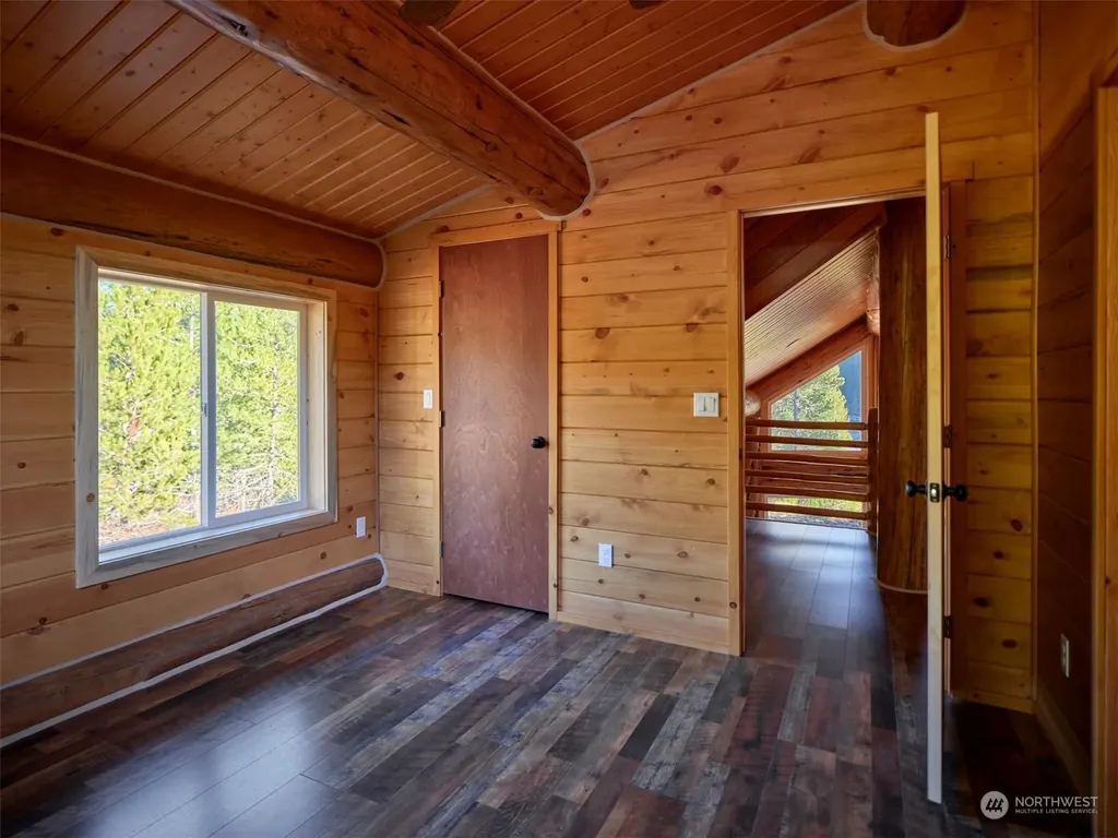 192 Sasquatch Way Cougar WA 98616