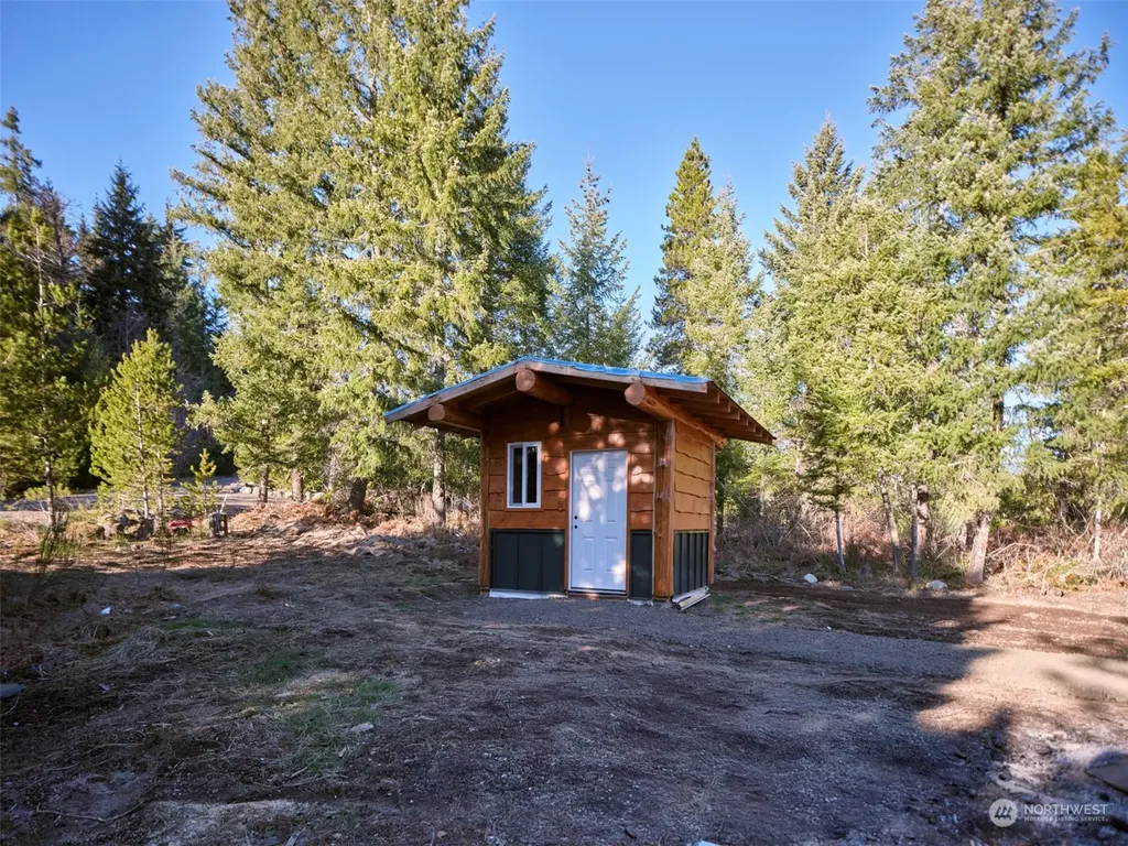 192 Sasquatch Way Cougar WA 98616